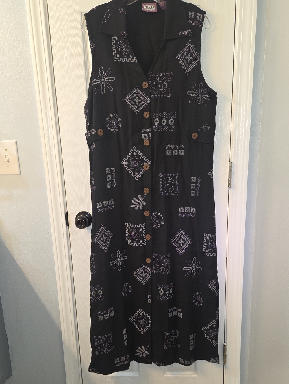 Premier International Black Sleeveless Embroidered Button-Front Maxi Dress